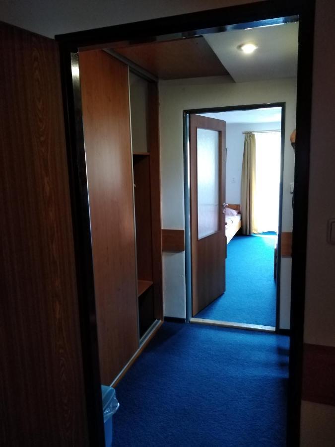 Penzion Iris Krkonoše Horní Maršov Esterno foto