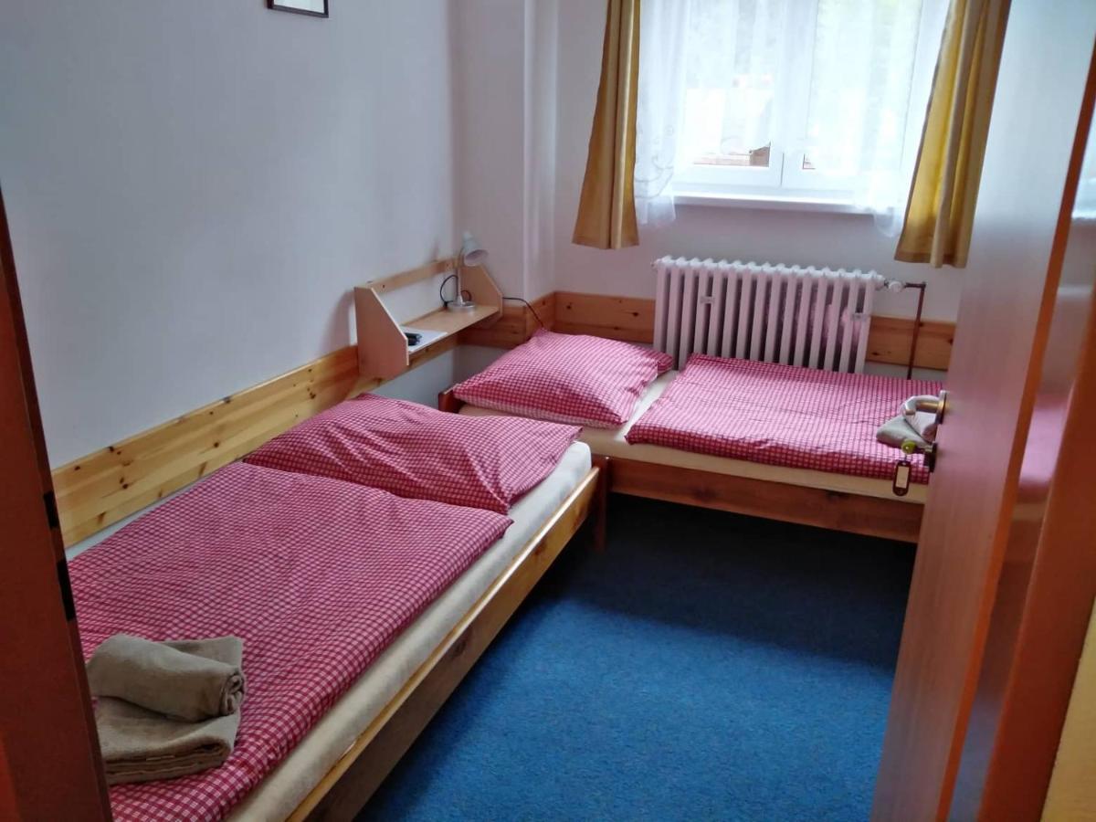 Penzion Iris Krkonoše Horní Maršov Esterno foto